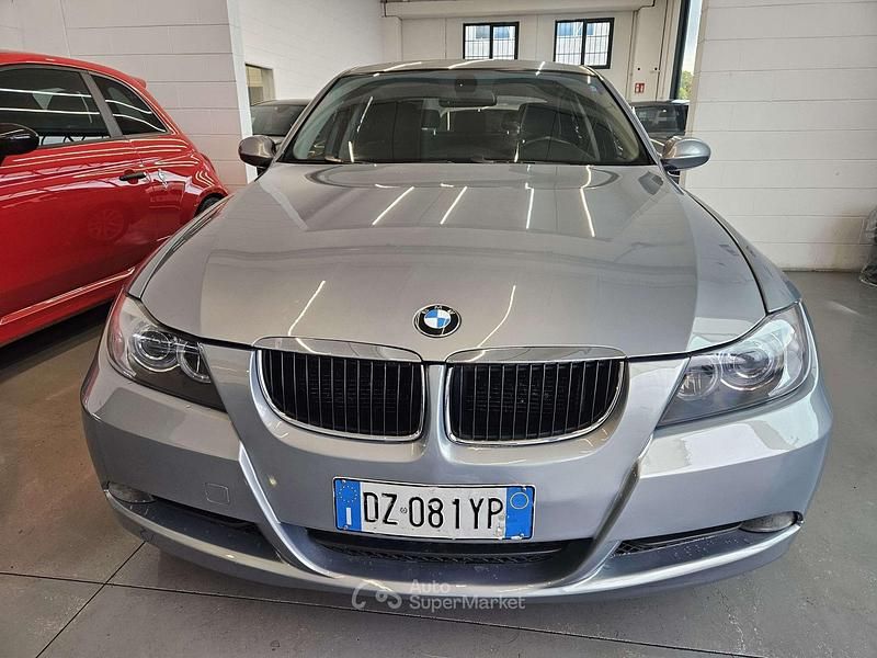 Usata BMW 320 163 CV (119 kW) 2006 Argento Berlina