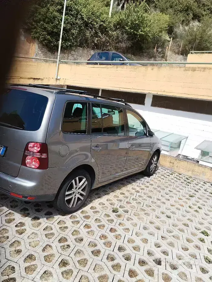 Usata VW Touran 101 CV (74 kW) 2007 Grigio Monovolume