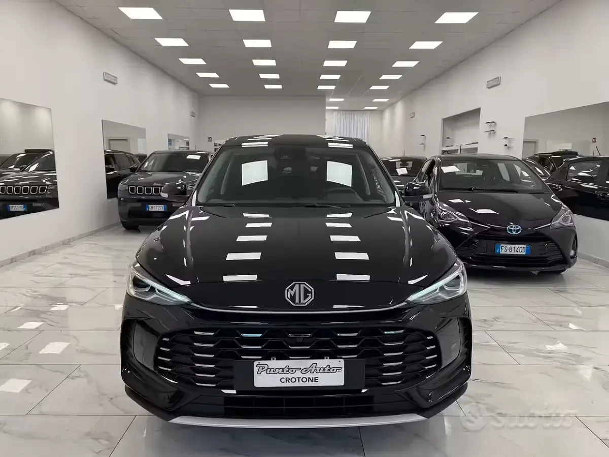 Nuova MG ZS 115 CV (84 kW) 2025 Nero SUV
