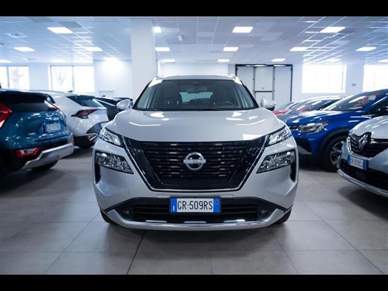 Usata Nissan X-Trail Tekna 2023 Grigio chiaro SUV