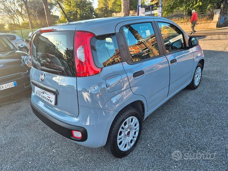 Usata Fiat Panda Lounge 69 CV (50 kW) 2020 Grigio Berlina