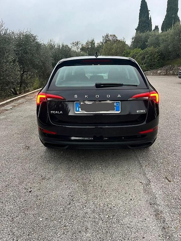 Usata Skoda Scala Style 90 CV (66 kW) 2020 Nero Utilitaria