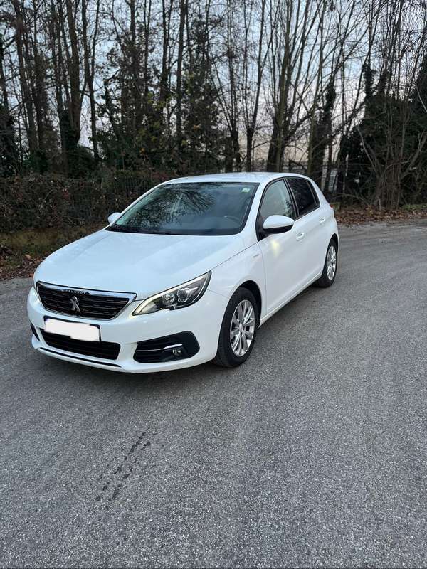 Usato 2018 Peugeot 308 1.6 Diesel 120 CV (15.000 €)