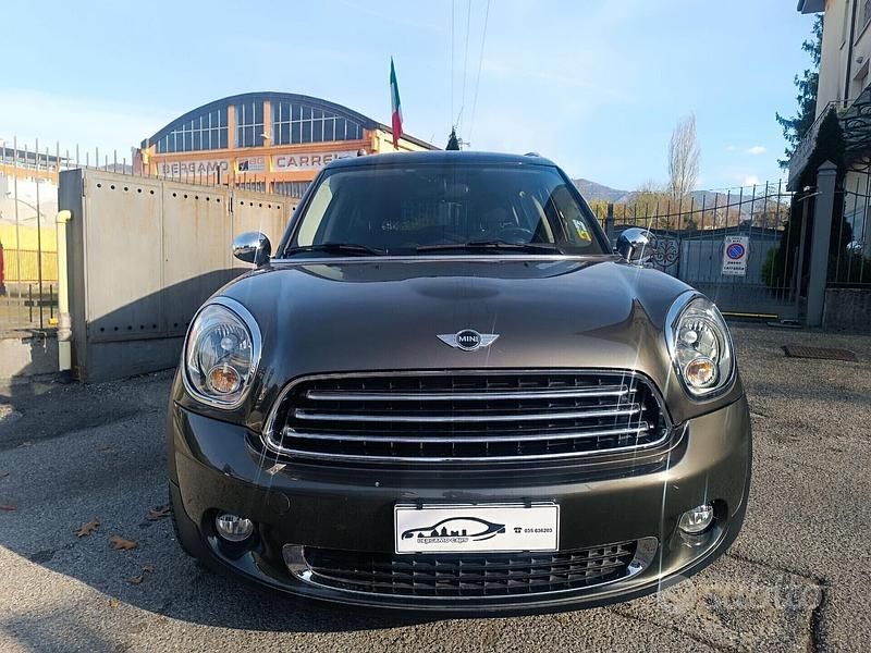 Usata Mini Cooper D Countryman 111 CV (81 kW) 2014 Grigio SUV