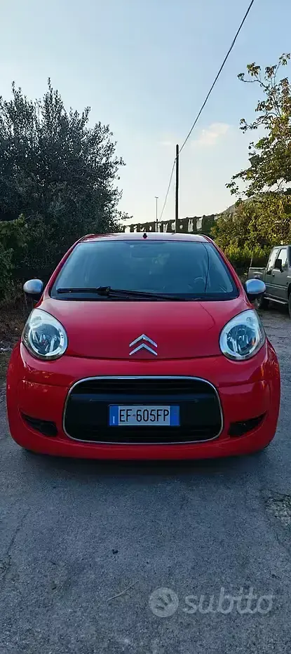 Usata Citroën C1 68 CV (50 kW) 2011 Rosso Utilitaria