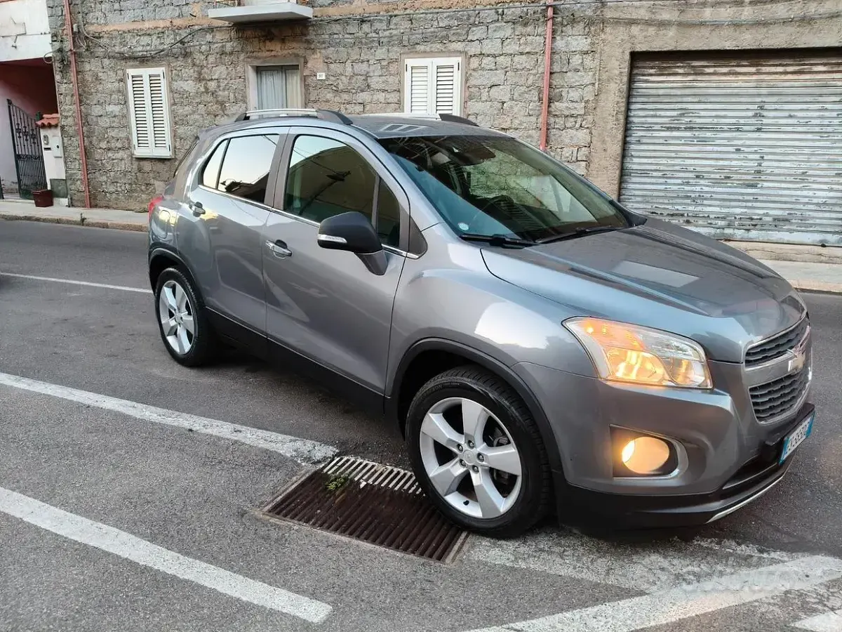Usata Chevrolet Trax 131 CV (96 kW) 2013 Grigio SUV