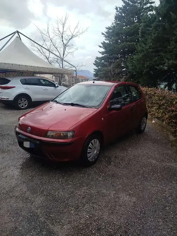 Usata Fiat Punto 60 CV (44 kW) 2001 Utilitaria