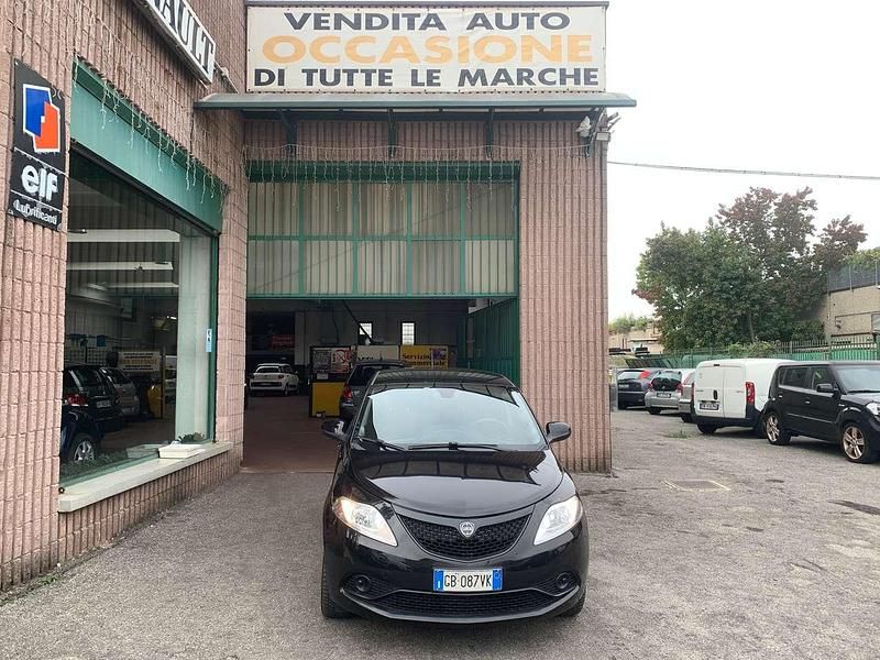 Nero Usata 2020 Lancia Ypsilon Gold Due volumi | 9500 € (Ottimo prezzo) - Immagine 1/4
