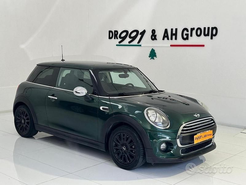 Usata Mini ONE 102 CV (75 kW) 2016 Verde Utilitaria