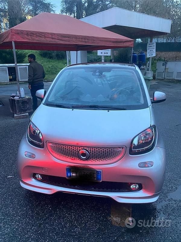 Grigio Usata 2019 Smart ForTwo Coupé Passion Coupé | 16.000 € - Immagine 1/4