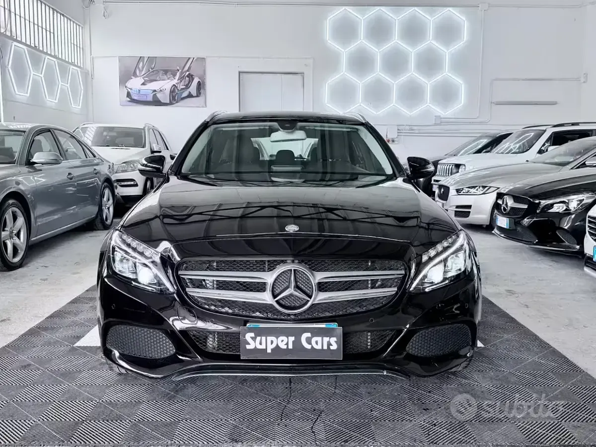 Usata Mercedes C220 170 CV (125 kW) 2018 Giallo Station wagon
