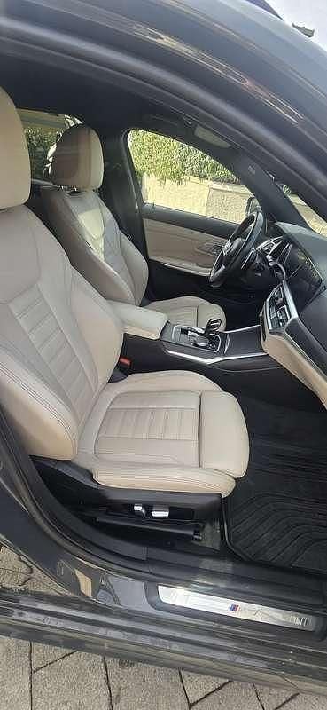 Usata BMW 330e M Sport 292 CV (214 kW) 2022 Grigio Station wagon