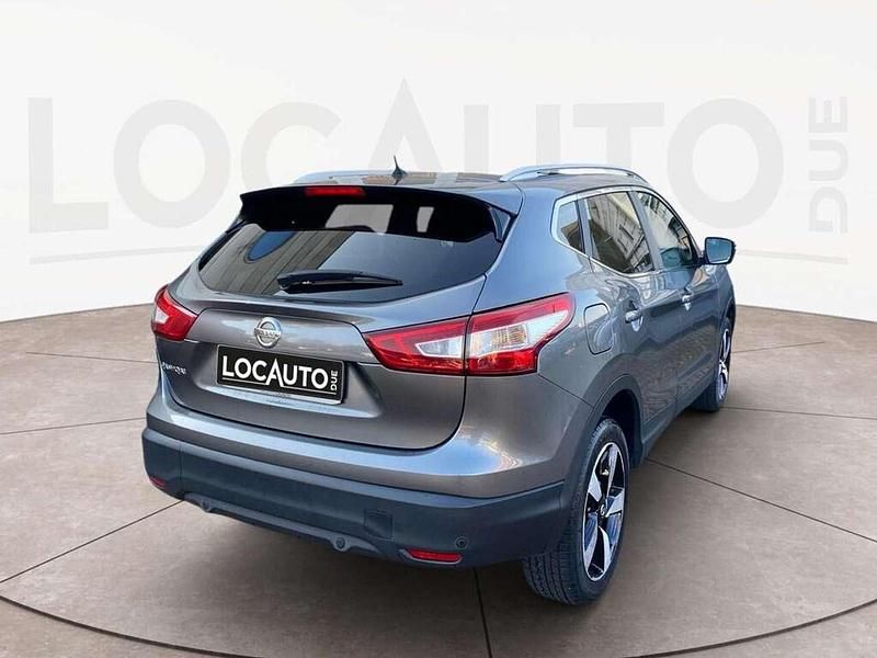 Usata Nissan Qashqai 360º 131 CV (96 kW) 2016 Grigio SUV