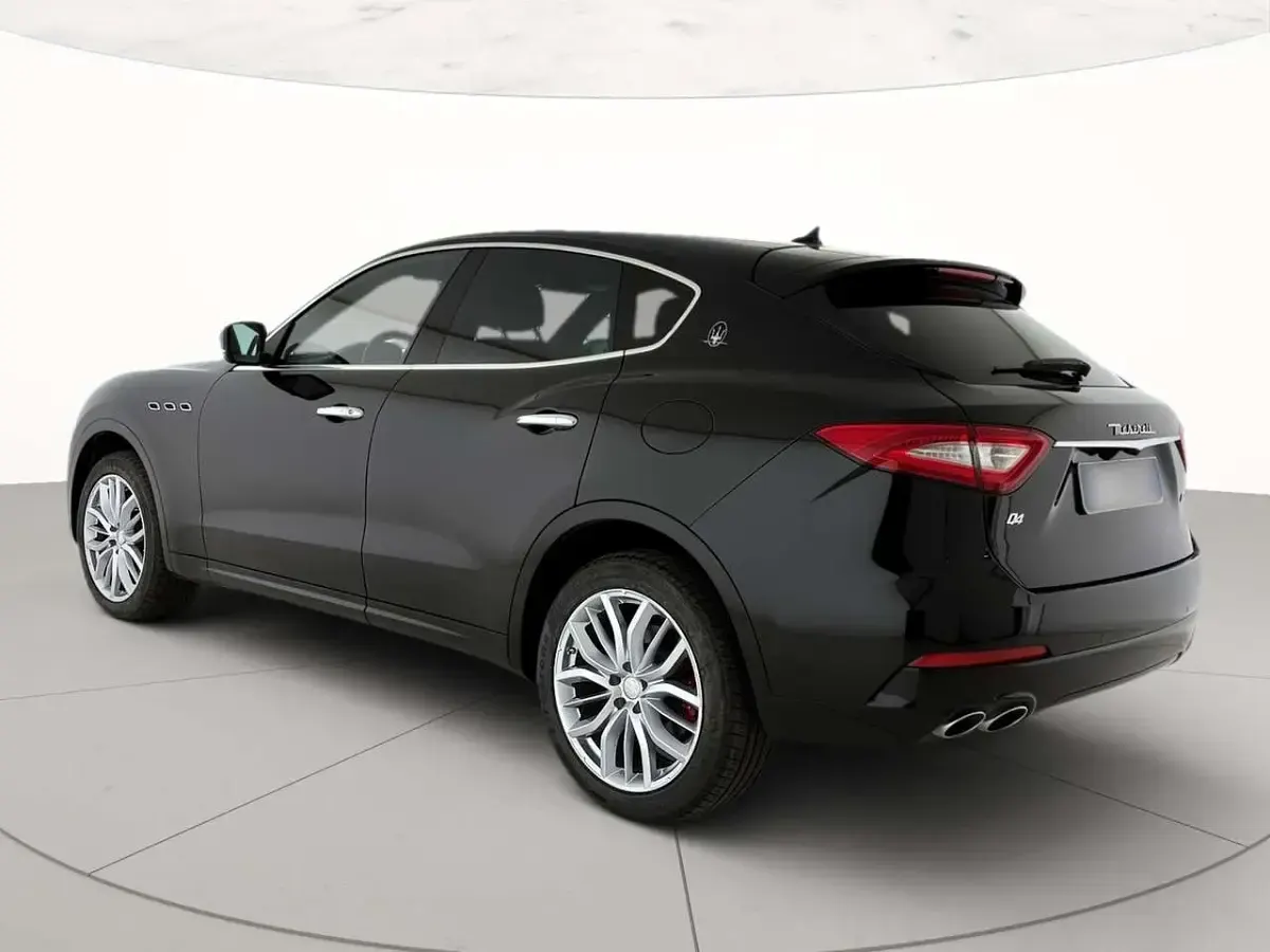 Usata Maserati Levante 350 CV (257 kW) 2018 Nero SUV