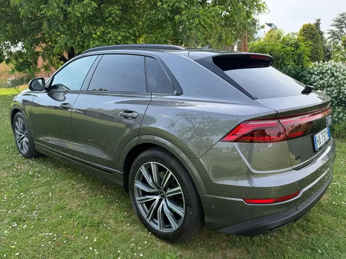 Usata Audi Q8 231 CV (169 kW) 2025 Nero SUV