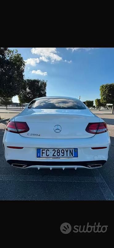Usata Mercedes C250 203 CV (149 kW) 2016 Bianco Coupé