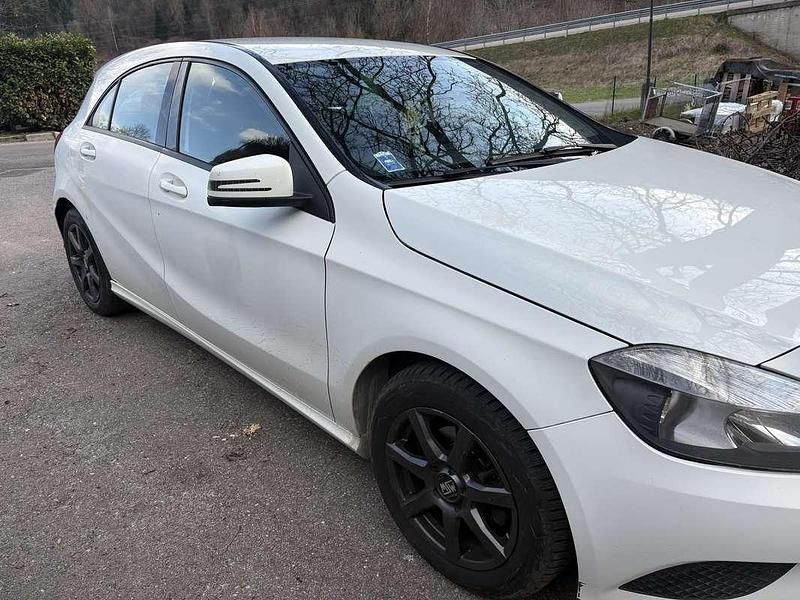 Usata Mercedes A180 Executive 109 CV (80 kW) 2014 Berlina