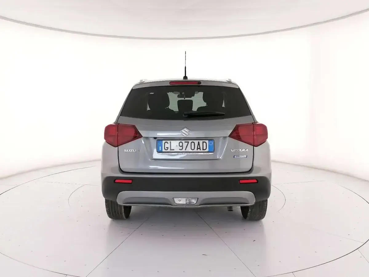Usata Suzuki Vitara Cool 129 CV (94 kW) 2022 Argento SUV