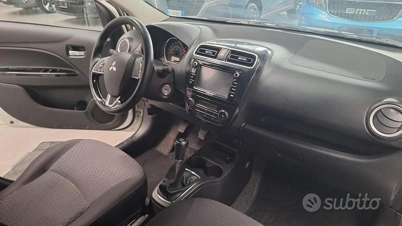 Usata Mitsubishi Space Star Intense 71 CV (52 kW) 2019 Bianco Utilitaria