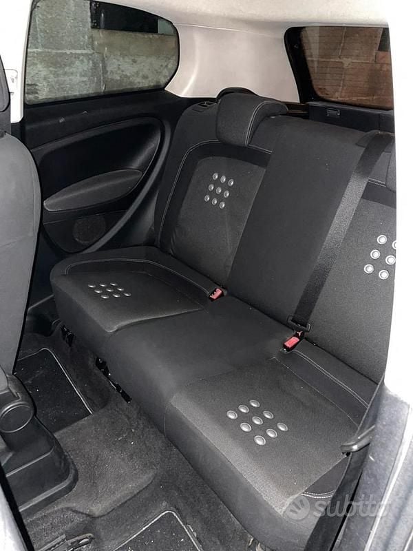 Usata Fiat Grande Punto 95 CV (69 kW) 2006 Nero Utilitaria