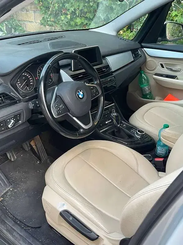 Usata BMW 218 Gran Tourer Sport Line 136 CV (100 kW) 2016 Argento Monovolume