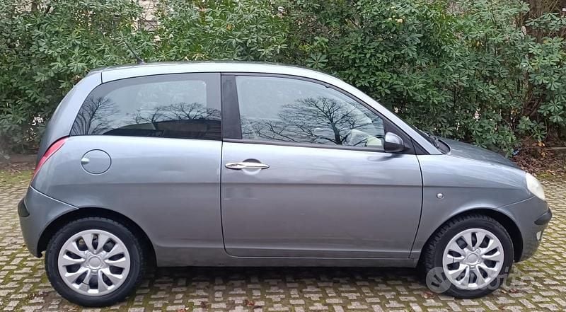 Usata Lancia Ypsilon 69 CV (50 kW) 2007 Utilitaria
