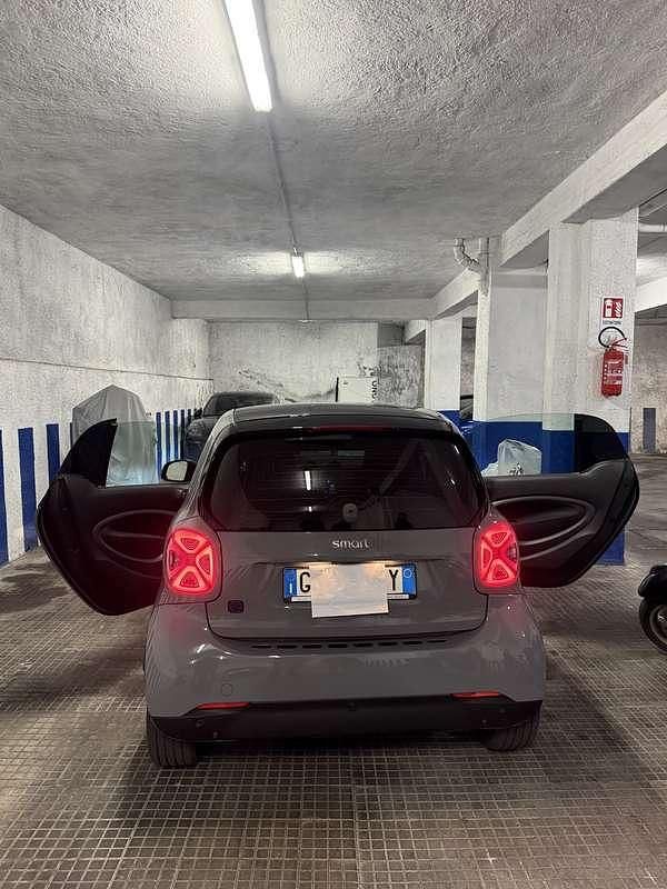 Usata Smart ForTwo Electric Drive Prime 60 kW (82 CV) 2022 Cabrio