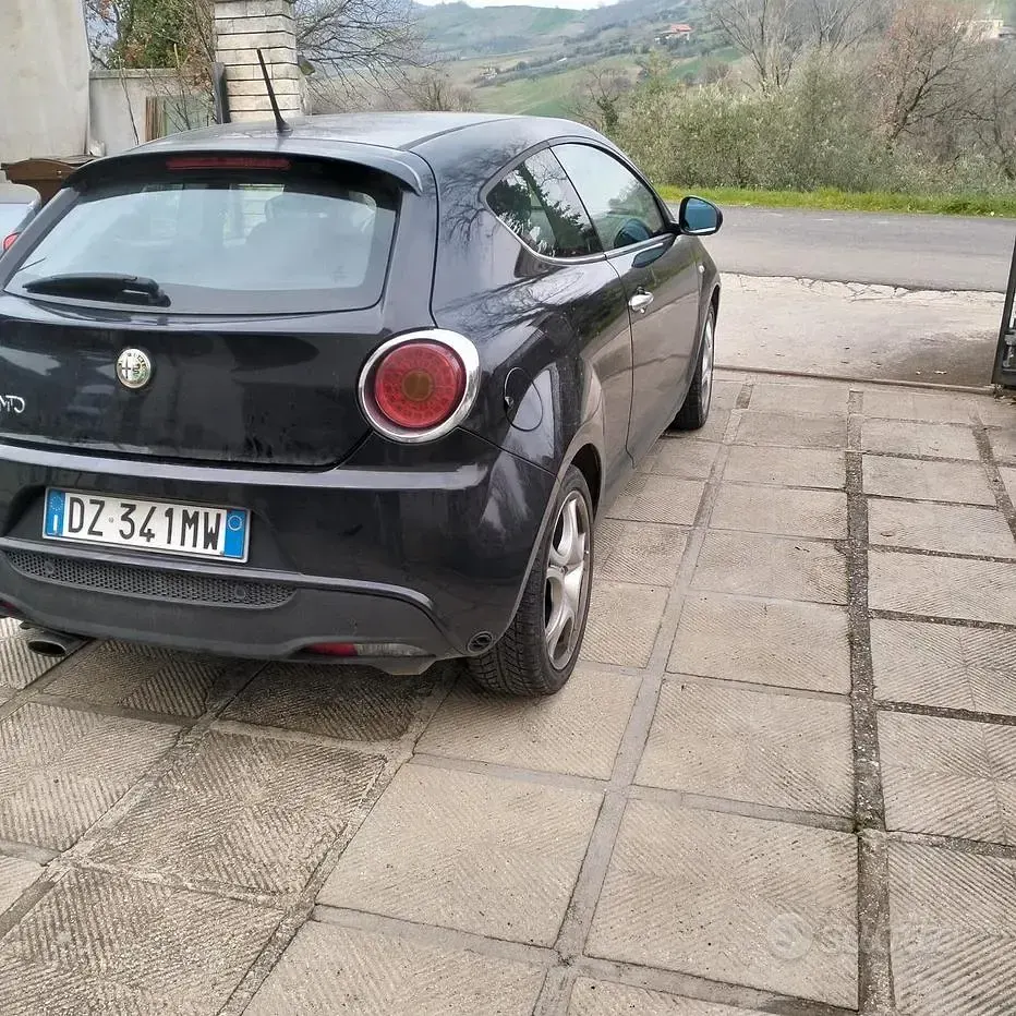 Usata Alfa Romeo MiTo 135 CV (99 kW) 2010 Nero Utilitaria