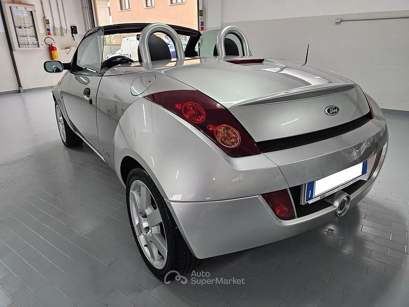 Usata Ford StreetKa 95 CV (69 kW) 2003 Gray Cabrio
