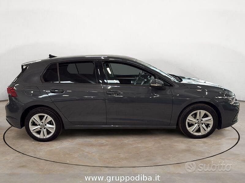 Usata VW Golf VIII Style 150 CV (110 kW) 2020 Grigio Berlina