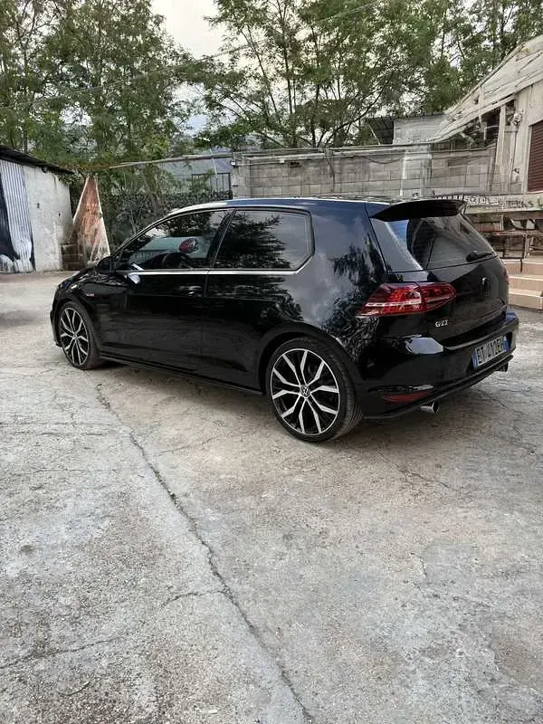 Usata VW Golf VII GTI 220 CV (161 kW) 2013 Nero Berlina