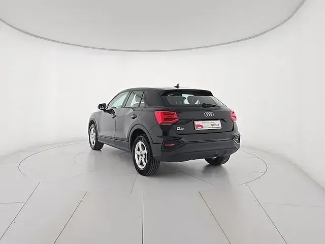 Usata Audi Q2 Business 110 CV (80 kW) 2024 Nero SUV