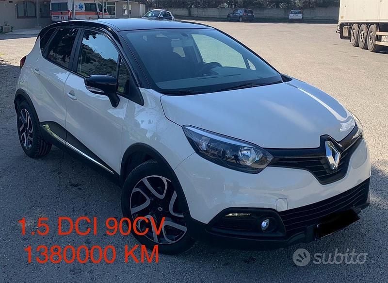 Usata Renault Captur 90 CV (66 kW) 2015 Beige SUV