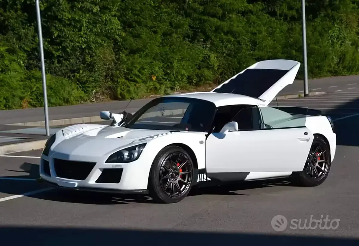 Usata Opel Speedster 147 CV (108 kW) 2002 Bianco Cabrio