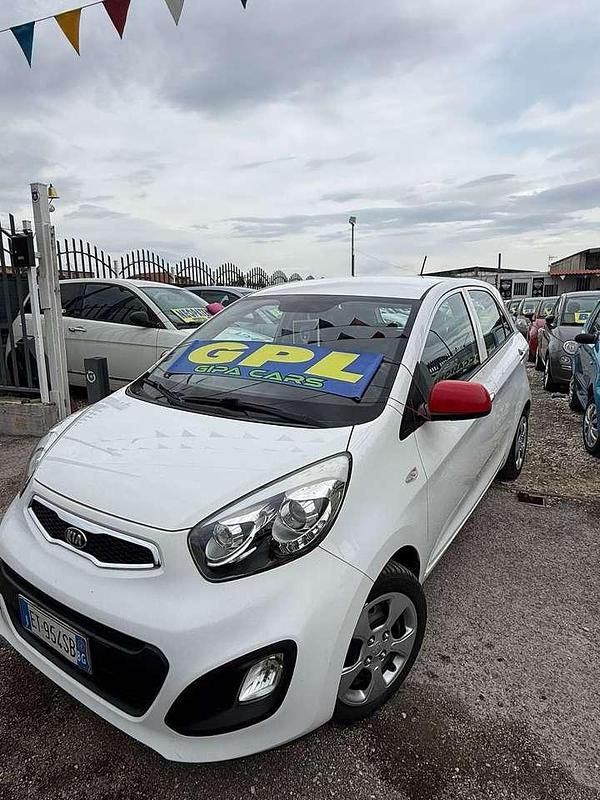 Usata Kia Picanto 68 CV (50 kW) 2014 Bianco Utilitaria