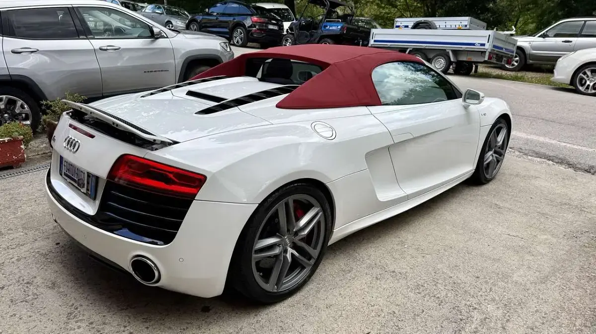 Usata Audi R8 Spyder 525 CV (386 kW) 2012 Other Cabrio