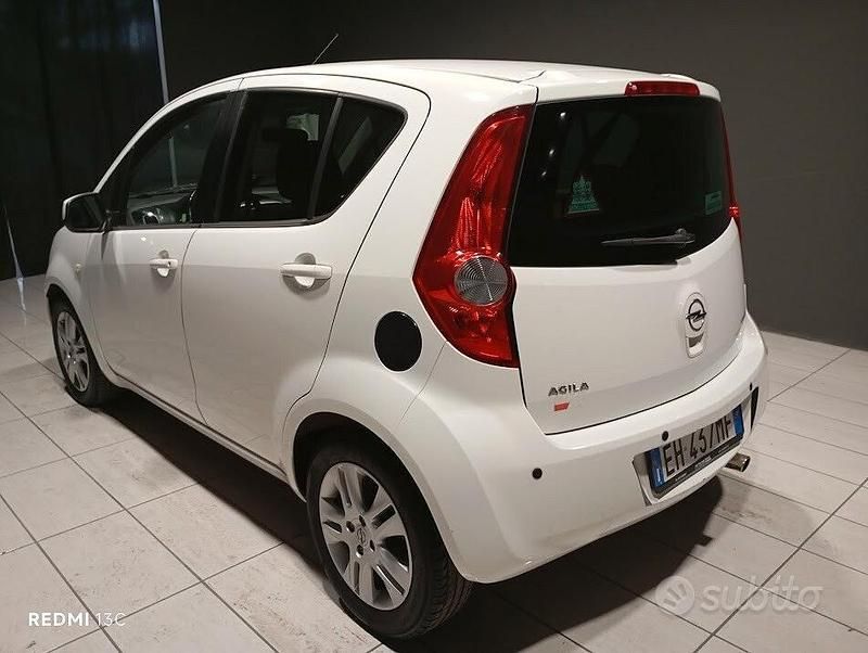 Usata Opel Agila 94 CV (69 kW) 2011 Bianco Utilitaria