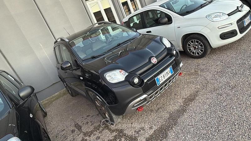 Usata Fiat Panda Cross Cross 80 CV (58 kW) 2015 Nero Utilitaria