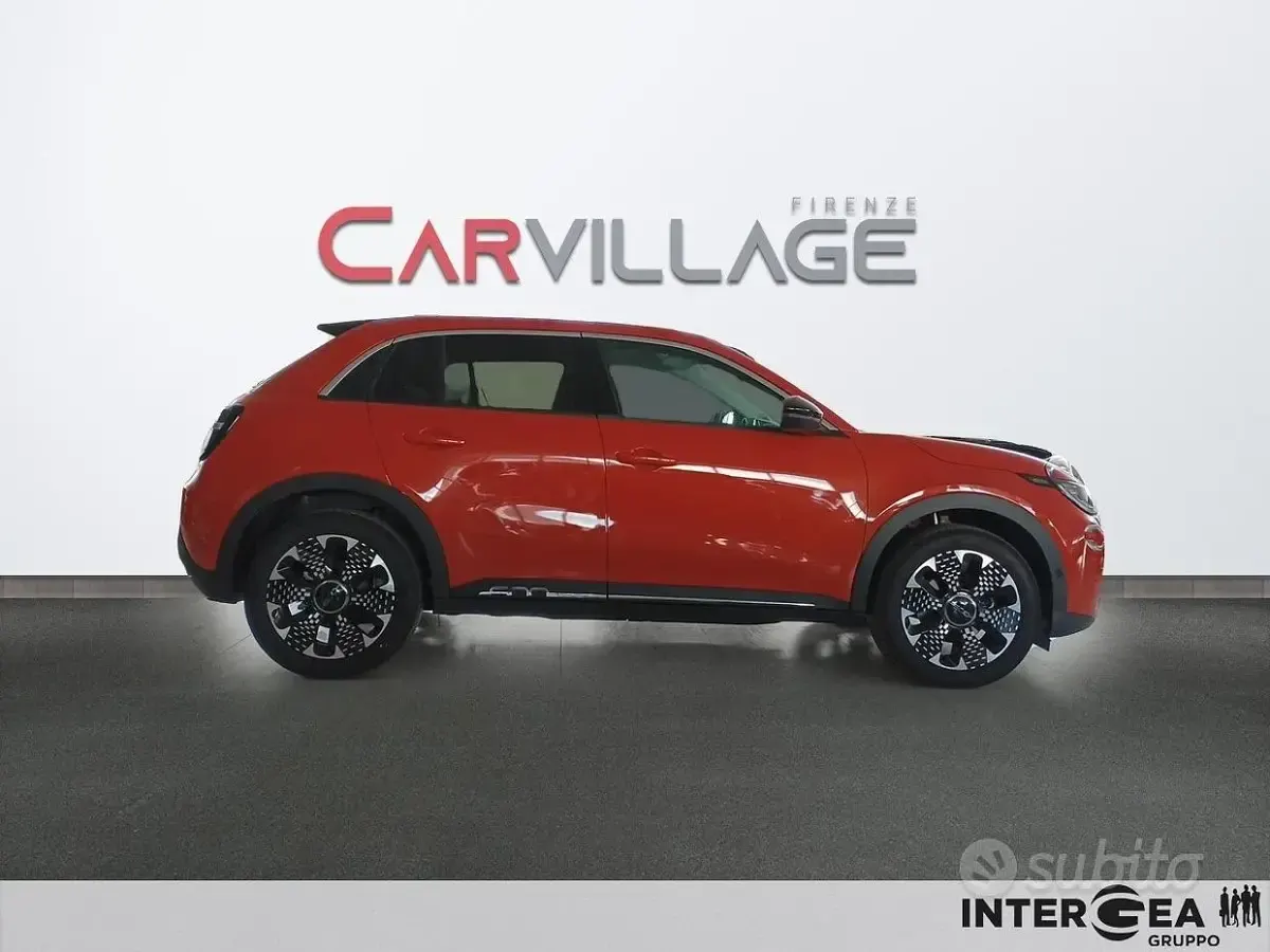 Usata Fiat 600 La Prima 114 kW (156 CV) 2024 Giallo SUV