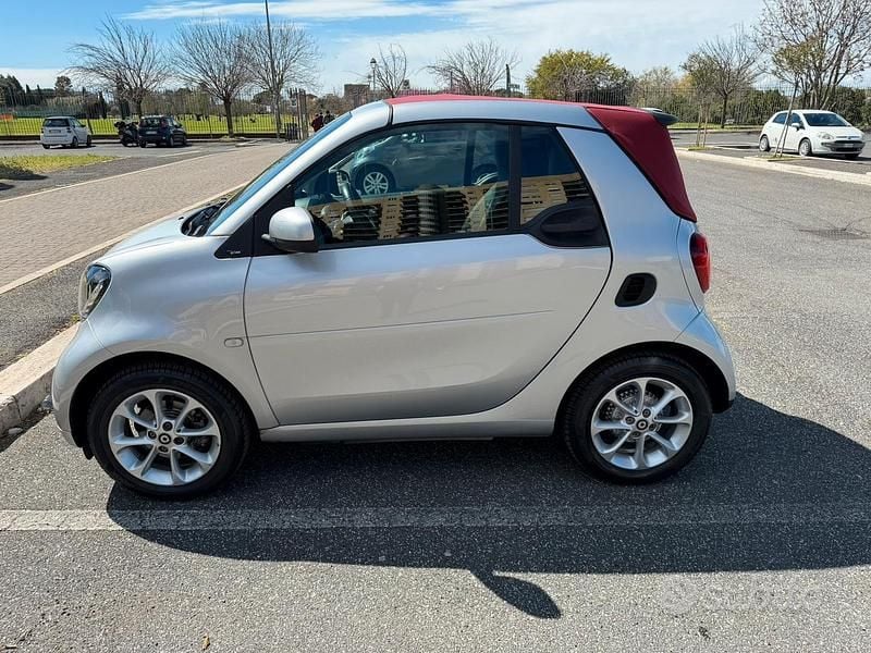 Usata Smart ForTwo Cabrio Prime 71 CV (52 kW) 2017 Grigio Cabrio