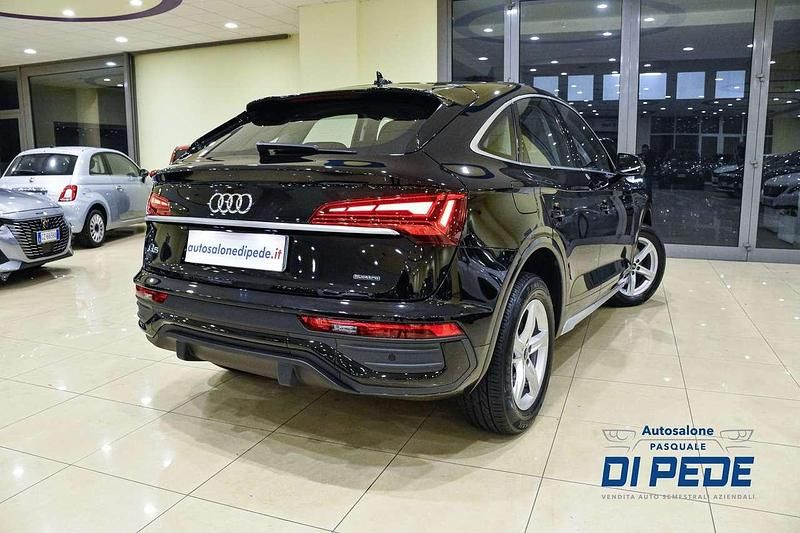 Usata Audi Q5 Sportback Ambiente 204 CV (150 kW) 2021 Nero SUV