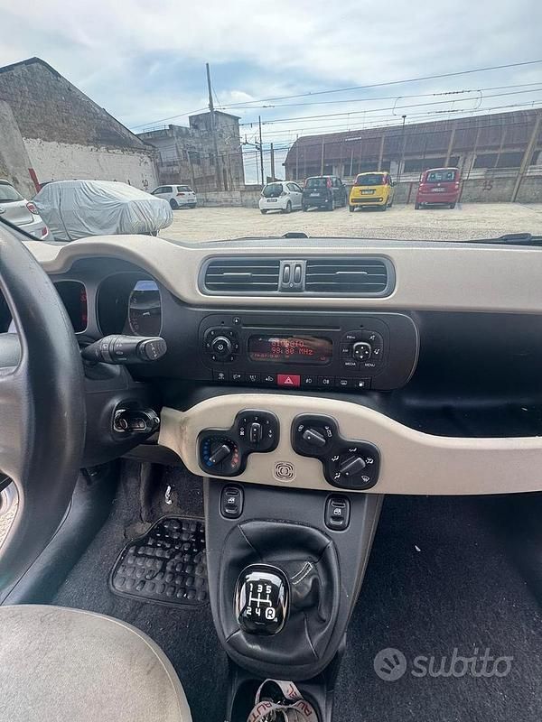 Usata Fiat Panda 70 CV (51 kW) 2014 Grigio Utilitaria