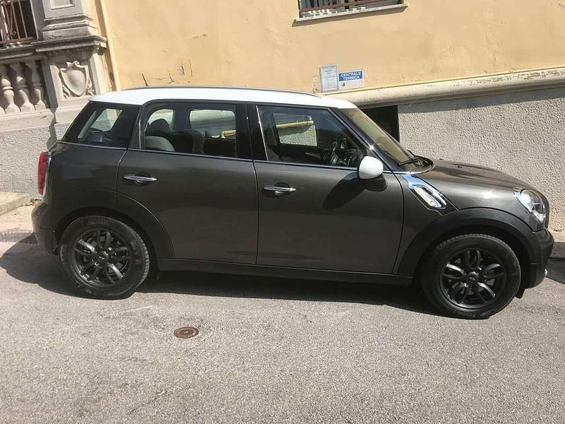 Usata Mini Cooper D Countryman 111 CV (81 kW) 2010 Grigio SUV