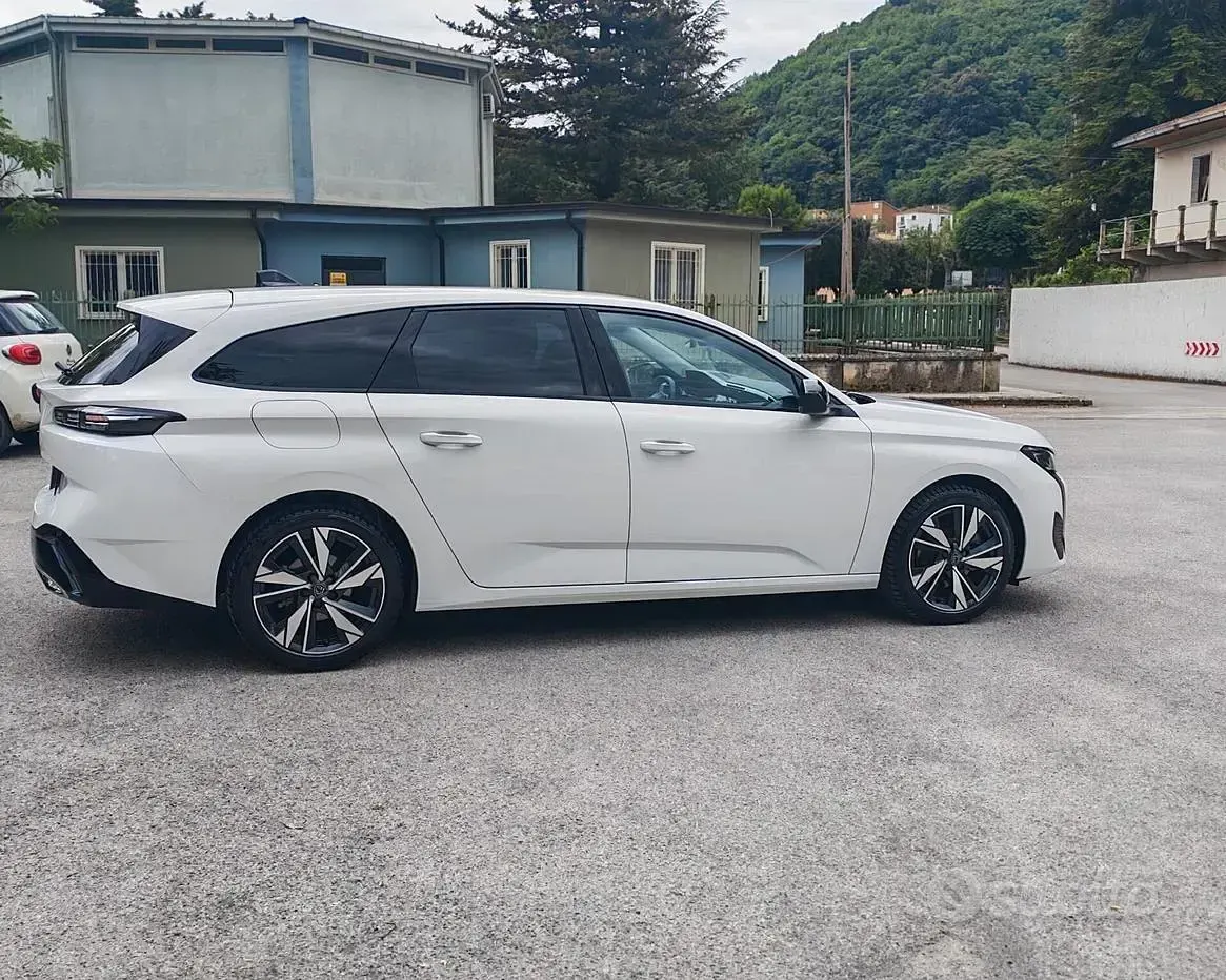 Usata Peugeot 308 Allure 131 CV (96 kW) 2022 Bianco Station wagon
