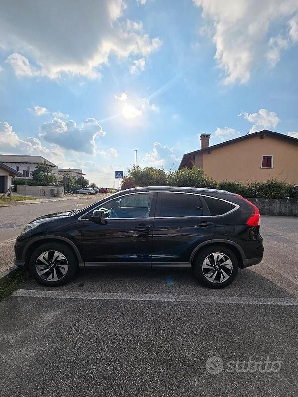 Usata Honda CR-V Executive 160 CV (117 kW) 2016 Nero SUV