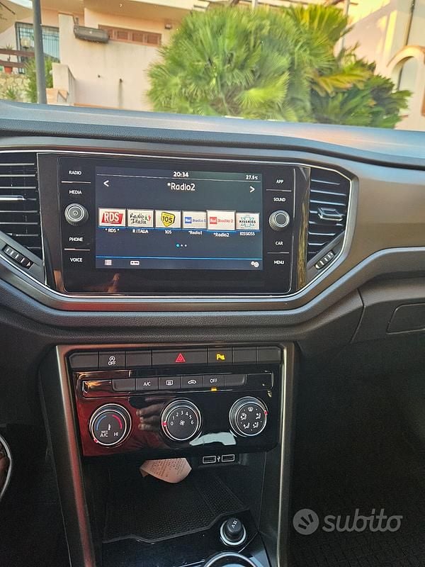 Begagnad VW T-Roc 115 HK (84 kW) 2018 Vit SUV
