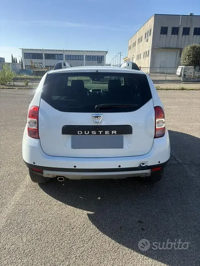 Usata Dacia Duster 2015 Bianco SUV