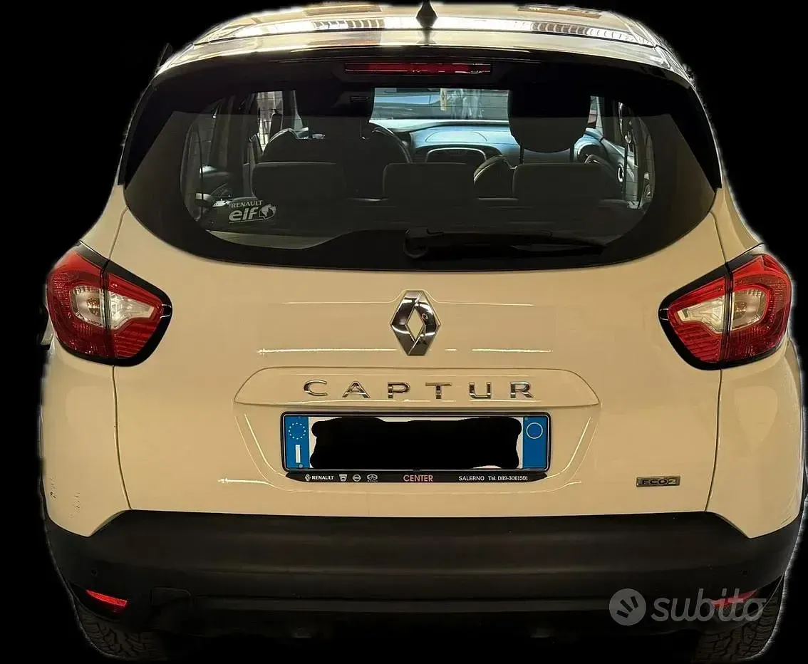 Usata Renault Captur Intens 90 CV (66 kW) 2017 Beige SUV
