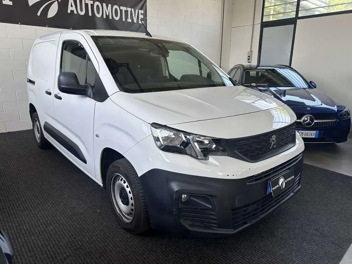 Usata Peugeot Partner 99 CV (72 kW) 2019 Bianco Monovolume