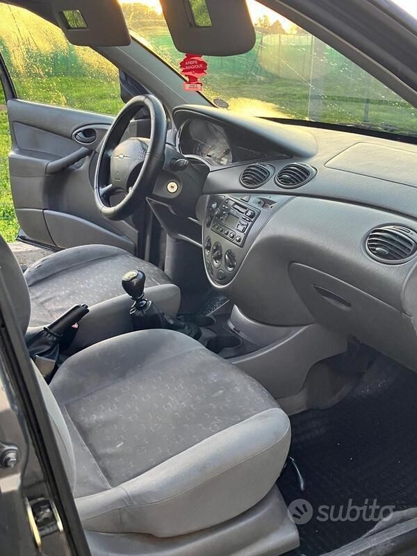 Usata Ford Focus 2002 Utilitaria
